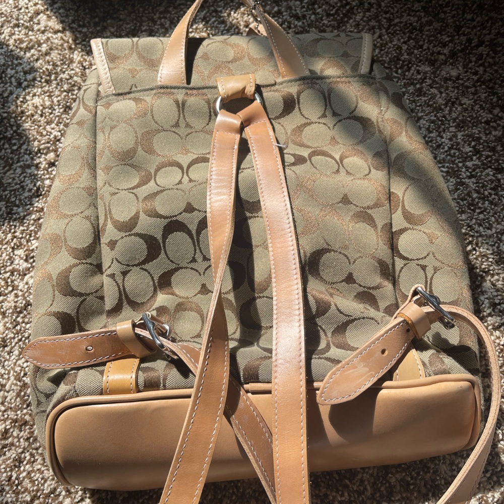 Bought from another seller on Posh, don’t use it much. Good condition.